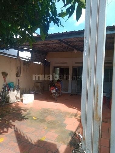 Bán nhà sổ gì hồng riêng tại xuân Thới Đông 