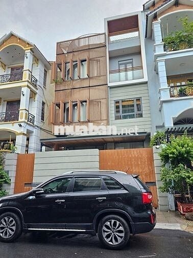 CHO THUÊ TÒA NHÀ VĂN PHÒNG HOA ĐÀO - 8x18m, 4 TẦNG TM - GIÁ TỐT