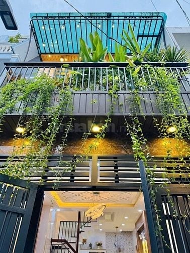 Chỉ 2 tỷ 480 đã sở hữu nhà 43m² đường Trần Bình Trọng, P5, Bình Thạnh.