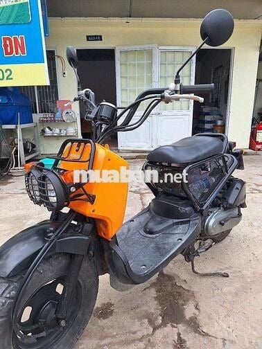 Honda Zoomer 50cc màu Cam