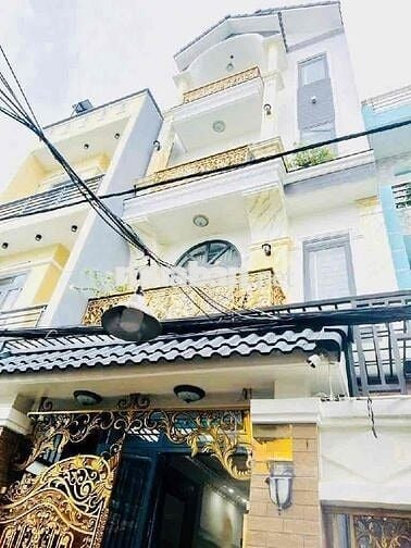 NHÀ ĐẸP – CÁCH 20M RA MẶT TIỀN BÔNG SAO FULL NỘI THẤT CAO CẤP – 5PN HC