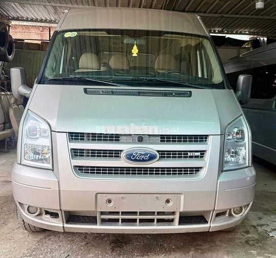 Ford Transit 2013 tải VAN 940kg chạy được giờ cấm