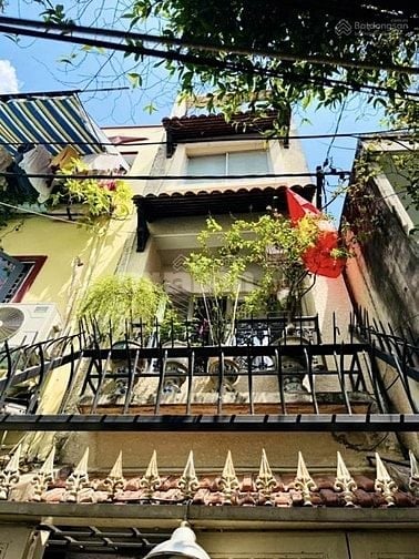 Chủ nhà cần tiền gấp bán lỗ nhà Hai Bà Trưng 4 tầng, giá 5,5 tỷ