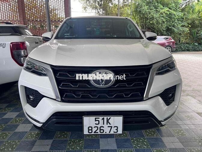 Toyota Fortuner 2022 2.4 4x2 MT - 70000 km