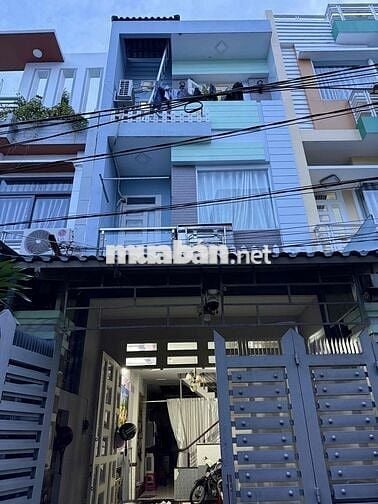 NHÀ ĐẸP GẦN CÔNG VIÊN LÀNG HOA – 68M2 - 3 TẦNG BTCT – 4PN - Ô TÔ NGỦ T