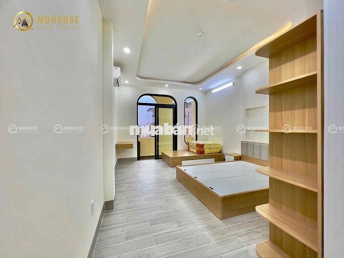 CĂN HỘ CAO CẤP BAN CÔNG/CỬA SỔ FULL NỘI THẤT - NHÀ ĐẸP - NGAY GA T3