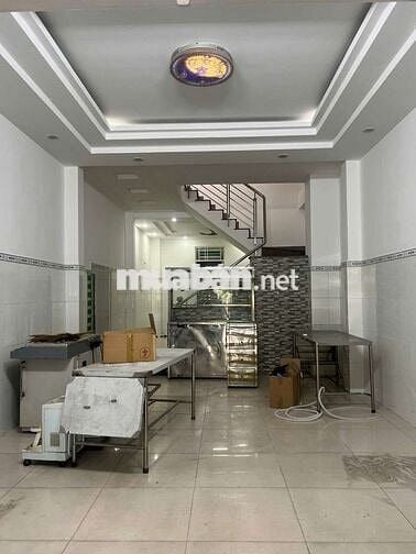 Cần cho thuê gầp nhà khu vực an sương DT 4x16 1 trệt 2lầu 4PN 3WS