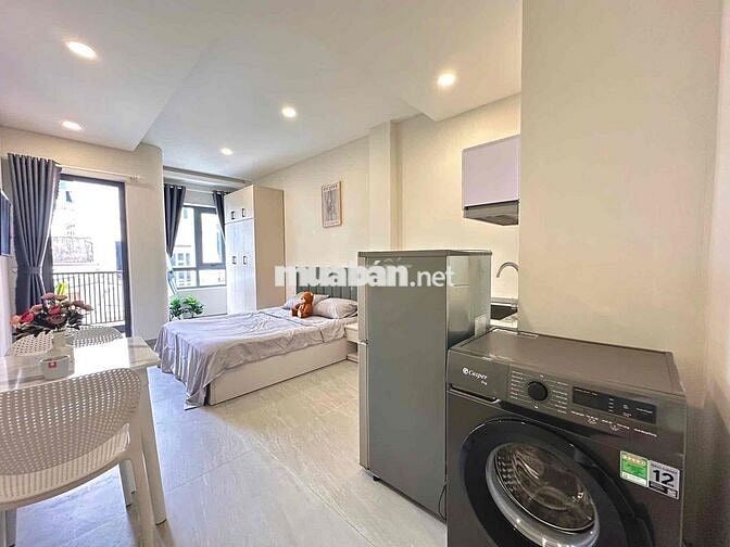 Khai Trương Căn Hộ Mới Ban công,Giặt riêng gần chợ Bà Chiểu giáp Q1,Q3