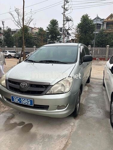 Toyota Innova 2007 J - 11112