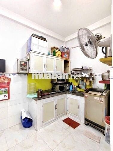 💥 Nhà Đẹp Chiến Lược, Hẻm 4m Thông, 2 Tầng, 2 Pn, Giá Chỉ 3.3 Tỷ