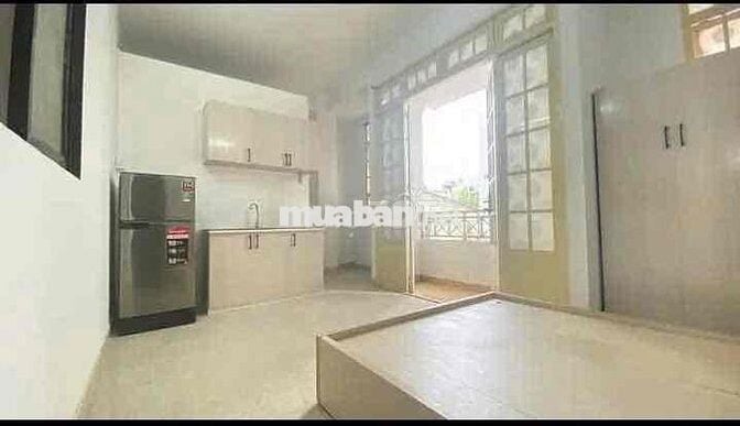 🏠Phòng Ban Công Cửa Sổ - Ngay nguyễn Xí - Phạm Văn Đồng - Bình Thạnh