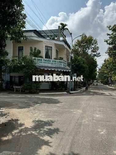 Ngộp Nặng Cần Bán Lô Góc Lý Thái Tổ Phú Mỹ 11 x 24 Rất Đẹp.