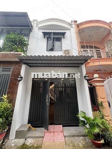 Nhà mới tinh cho thuê, hẻm 123 Phan Văn Hớn. Có 2pn,3wc