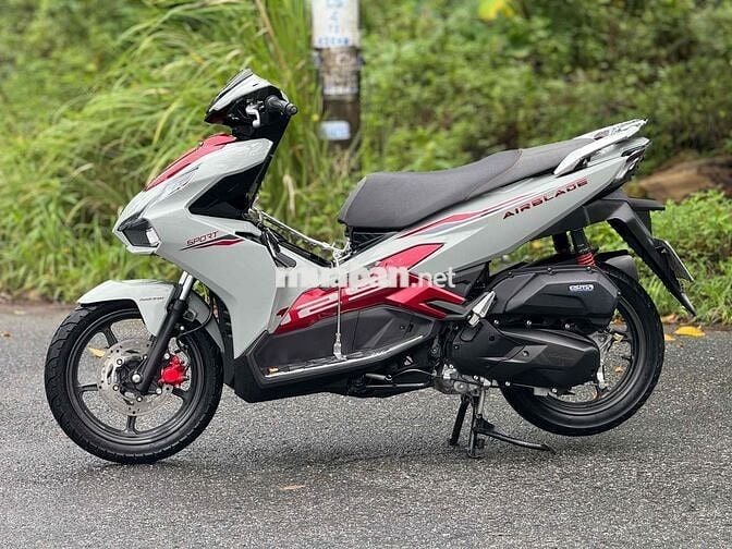 honda- air blade 2024 chạy 4000km bs 43