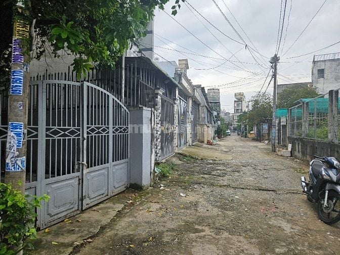 Nhà 1 xẹt đường 8m Dương Thị Mười quận 12