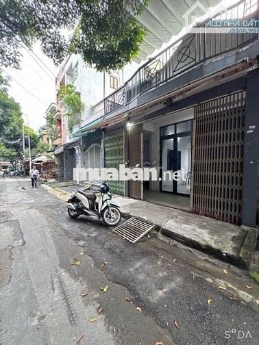 Căn Mặt Tiền Cực Đẹp – Gần Ngã Tư Độc Lập, Giá Quá Thơm Chỉ Hơn 15 Tr