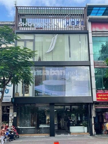 CHO THUÊ SHOWROOM MẶT TIỀN LÝ THƯỜNG KIỆT – 800M² – SÂN THƯỢNG – 4 WC 