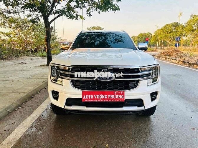 Ford Everest Titanium 2.0 AT 4x2 sản xuất 2024