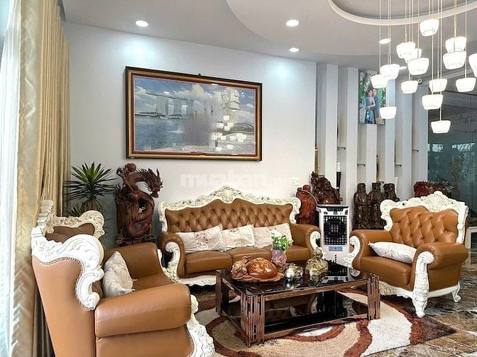 Bán villa Xuân Thủy Quận 2 – diện tích 380m², Hồ Bơi, khu compound