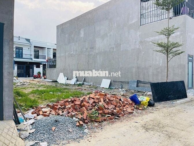 Kèo thơm xuất hiện, đất nền100m2 sổ riêng thổ cư 100% Huỳnh Văn Nghệ