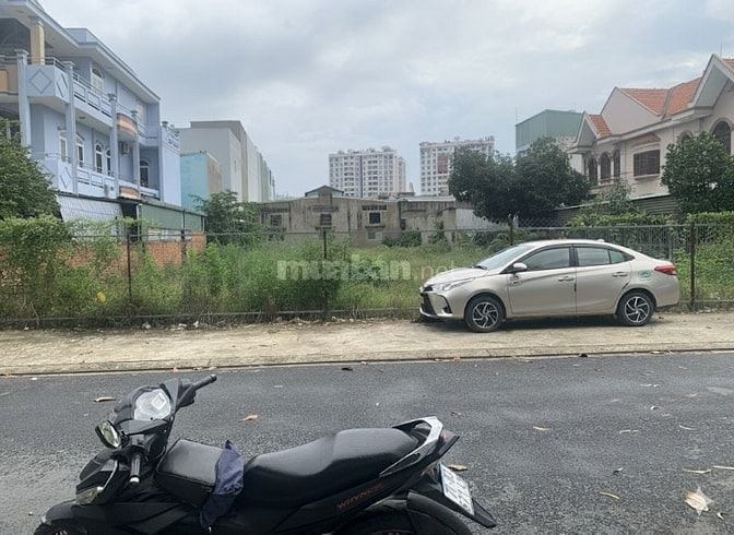 Bán gấp lô đất thổ cư 20m x 54m đường 12m Nguyễn Văn Quá Giá 45 triệu