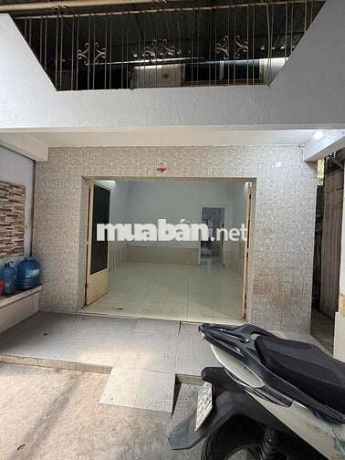 BÁN ĐẤT TẶNG NHÀ- NGANG 4,7 x 14 - GIÁP Q6