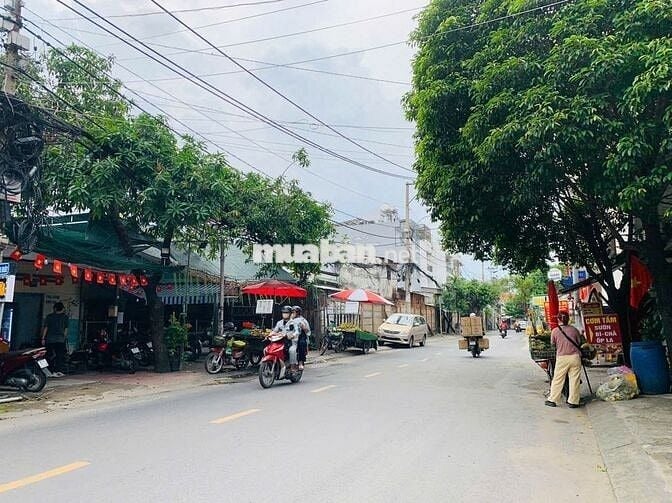 Bán đất tặng nhà trọ 2 tầng - Thu nhập 8tr/th- 69m2- HXH thông-4.83 tỷ