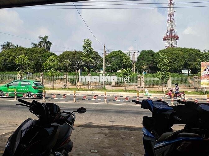 Bán nhà mặt phố 137 Bùi Văn Hòa, 15 tỷ (giá thương lượng) , 227m2