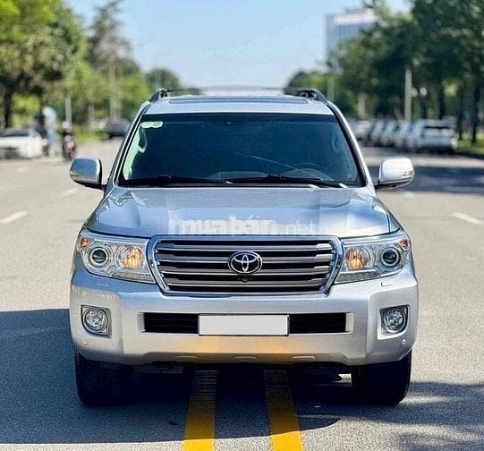 Toyota Land Cruiser V8 5.7 dki 12/2015