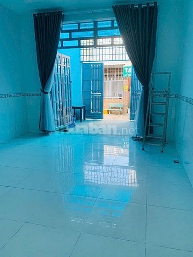 Bán gấp nhà cấp 4 có lửng. DT 4,5m x 19m Giá 6 tỷ 150