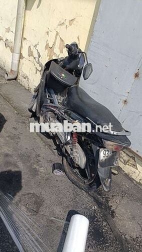 Bán xe bị xe tải dụng vào