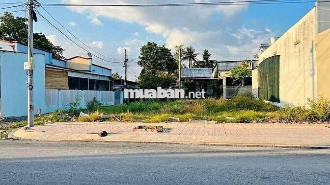 SANG LỖ Đất 250m2 tại Tân Uyên liền kề khu công nghiệp Nam Tân Uyên,