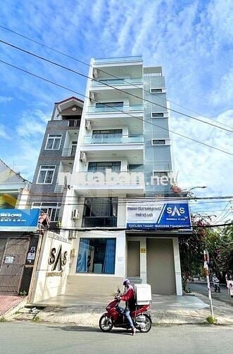 CHO THUÊ NHÀ MT CỐNG QUỲNH Q1 5 LẦU THANG MÁY ĐẦY ĐỦ