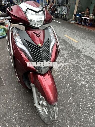 lead nữ đi 2021 đỏ mận