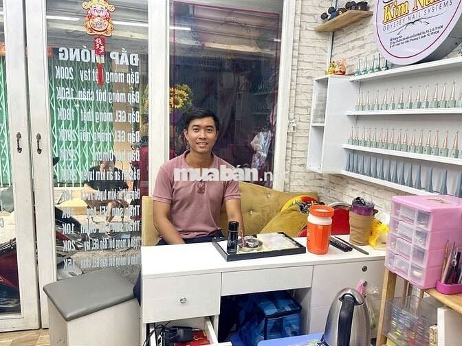 CHO THUÊ TIỆM NAIL CHỢ NHẬT TẢO, 24m2, 8 sạp, 8 tr/tháng, Full Đồ Nghề