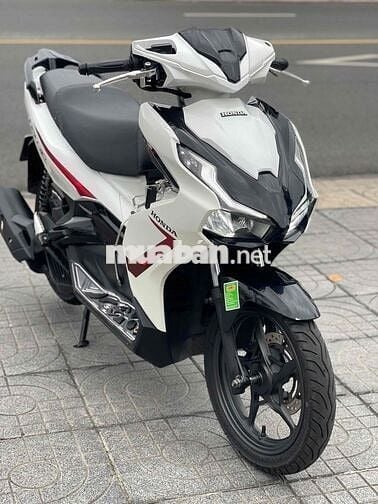 Bán xe AB 125 2021 màu trắng đen xe zin sạch đẹp