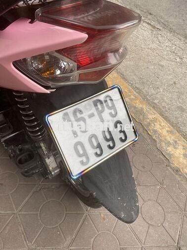 Nhà dư xe bán xe chạy rất tốt