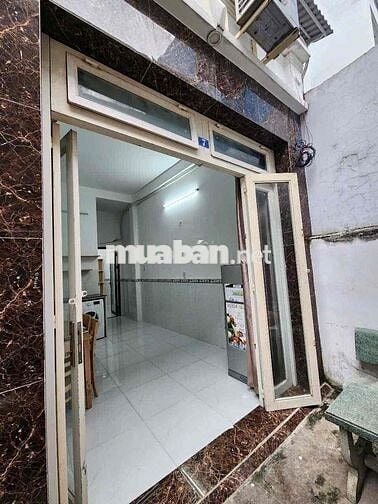 Cho thuê nhà nhỏ 2 không gian ngủ giá rẻ nằm ngay tqb gần cầu chữ Y