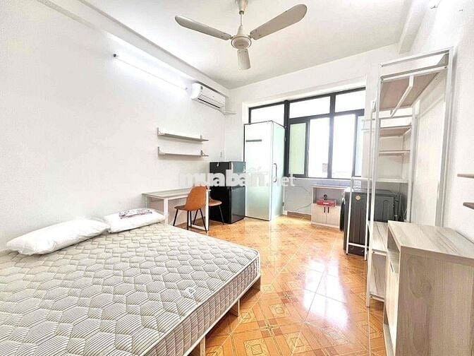Studio Cửa Sổ 20m2 Full NT Giặt Riêng Ngay Cầu Vượt 3/2 Quận 10