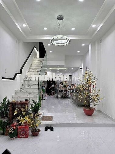 Quá ngon 7xtỷ. MT Đường số 2 Lê Văn Quới. 2 tầng, Dt: 4x18. Mua có lời