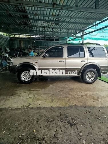 Ford Everest 2005 Vàng cát