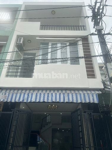 Gia đình cần bán nhà 3 tầng 3 mê Mặt tiền gần Hà Huy Tập -Trần Xuân Lê