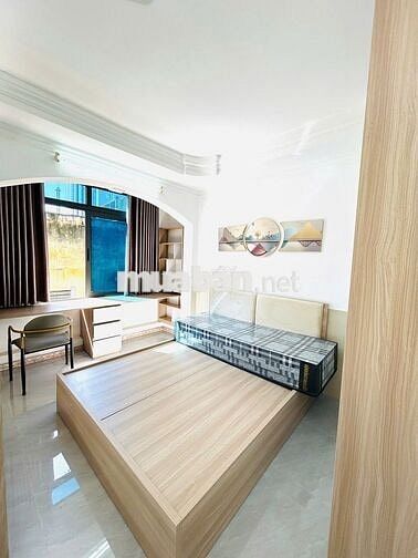 Căn 1N1K 35m² Full Nội Thất – Ban Công Rộng, Cửa Sổ Thoáng – Ở Ngay