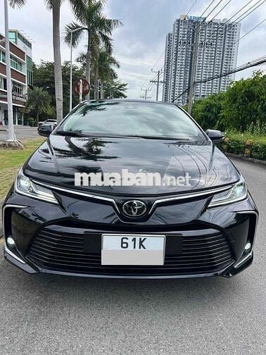 Toyota Corolla Altis 2022 1.8V - 50000 km Xe Nhập