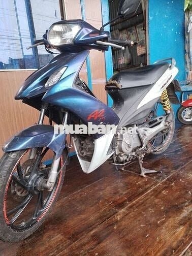 Mình đang kẹt tiền nên chia lại xe đang đi luôn.