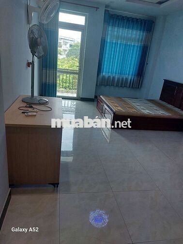 Phòng trong nhà nguyên căn cho thuê Q12