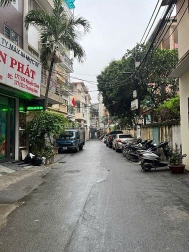 Bán nhà mặt ngõ Trương Định, diện tích 72,3 m2 x 5 tầng 1 lửng, 1 tum