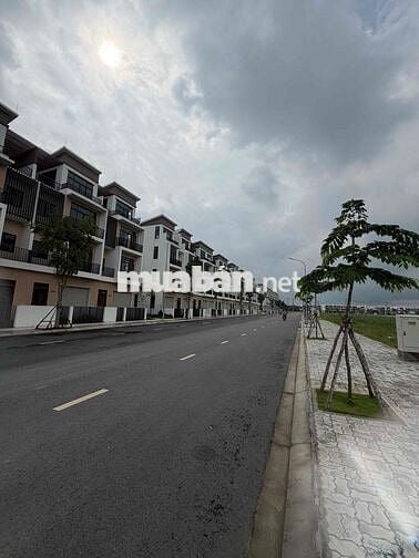 bán đất Sài Gòn Village long hậu giáp nhà bè