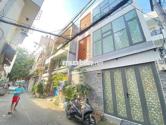 Cho Thuê Nhà Đẹp Hẻm Xe Hơi Cách Mặt Tiền Chỉ 10M