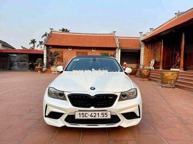 BMW 3 Series 20***00 km